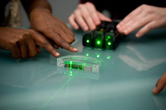 STEM Educational Kits: Optics, Lasers, and Light – LaserClassroom