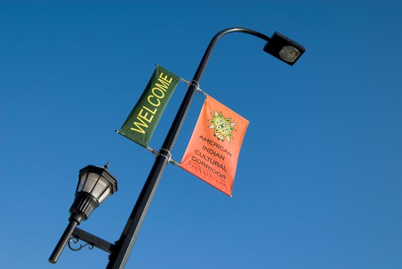 Banners Iidentifying the cultural corridor